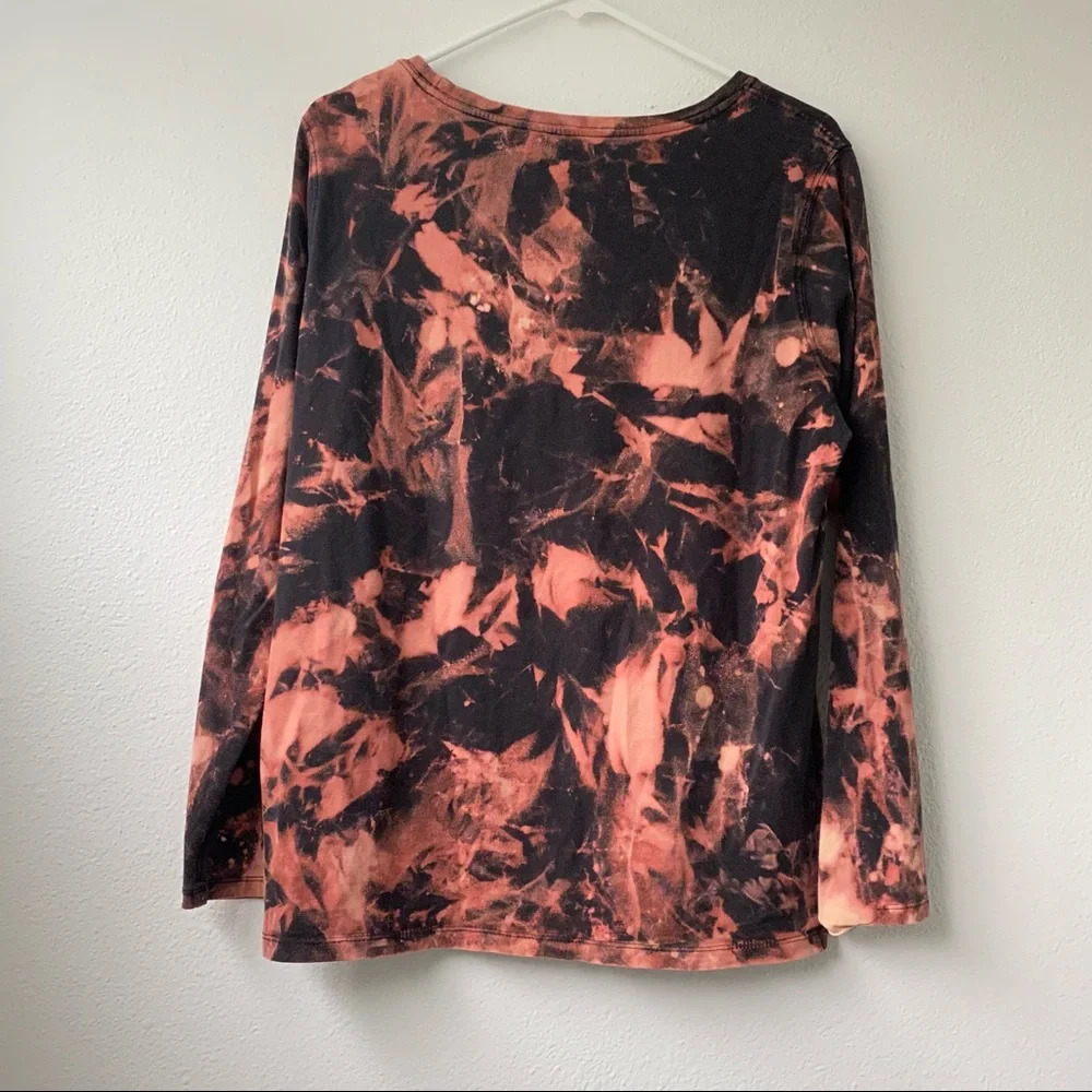 128. Blue Mountain Long Sleeve Tie Dye Shirt - Picture 6 of 7